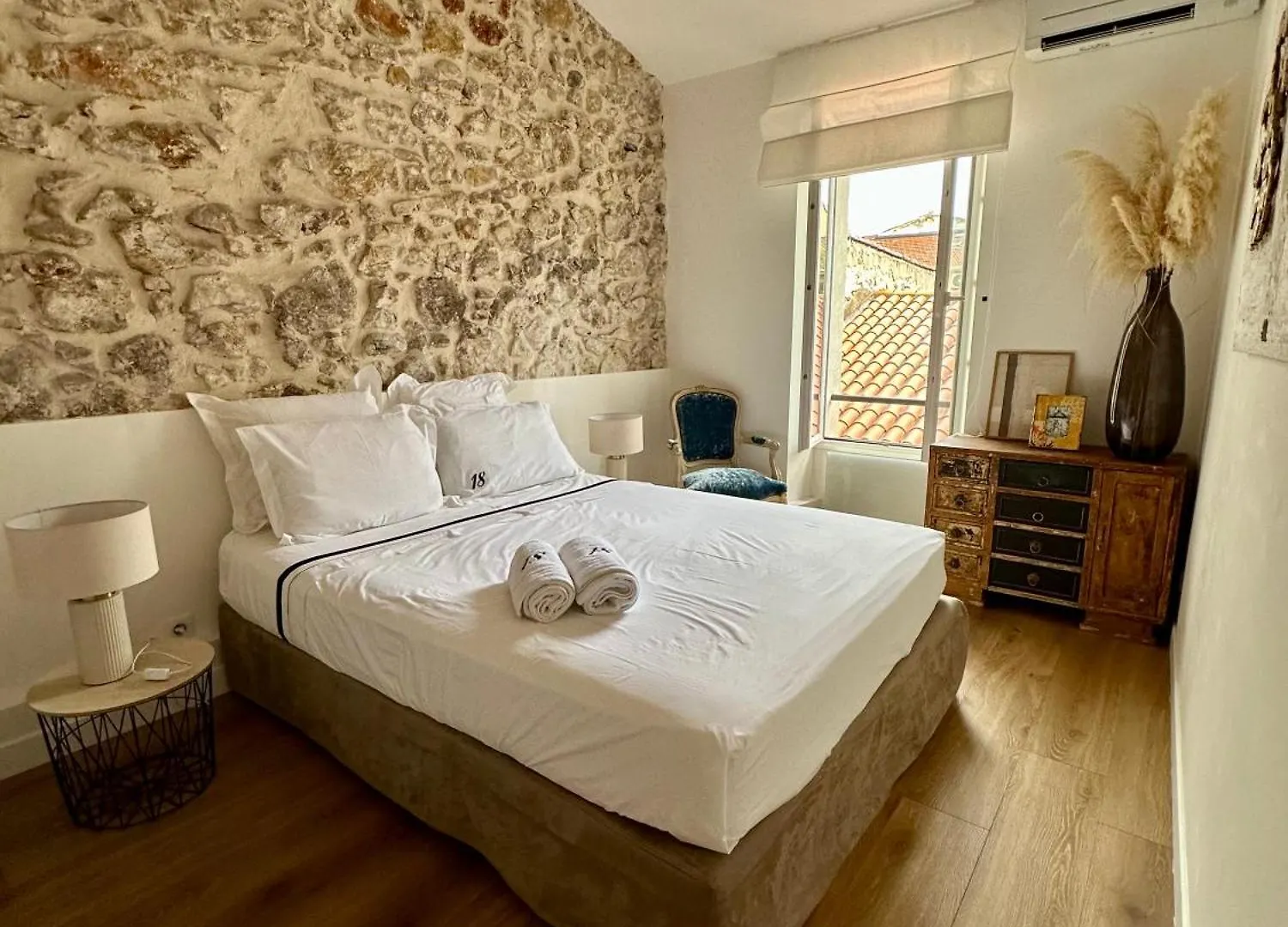 Apartamento L Appartement De Manon, Centre Historique Du Vieil Antibes
